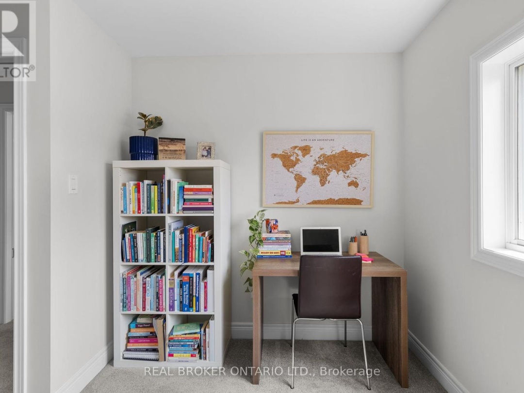 8 NICOLE PARK PLACE, 