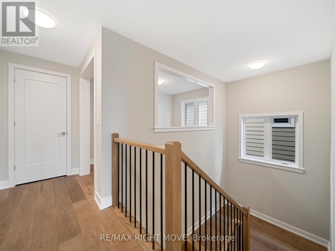 3192 Orion Boulevard, Orillia