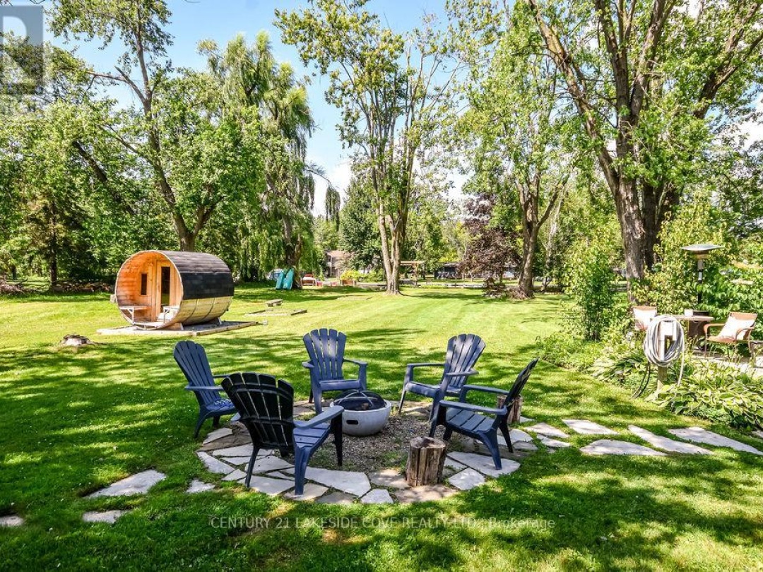 27 POPLAR CRESCENT, 
