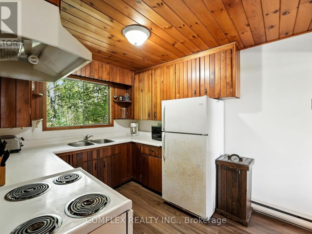 633 GRAND ISLAND, 