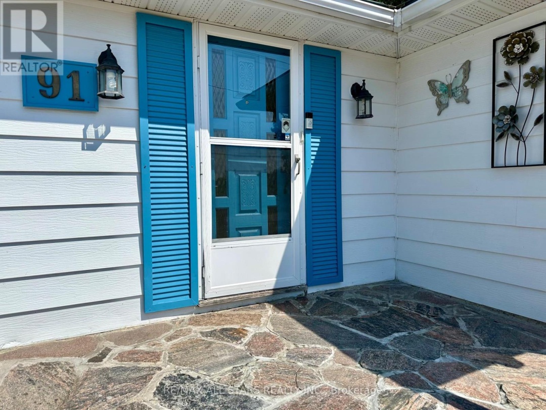 91 FRONT STREET W, 
