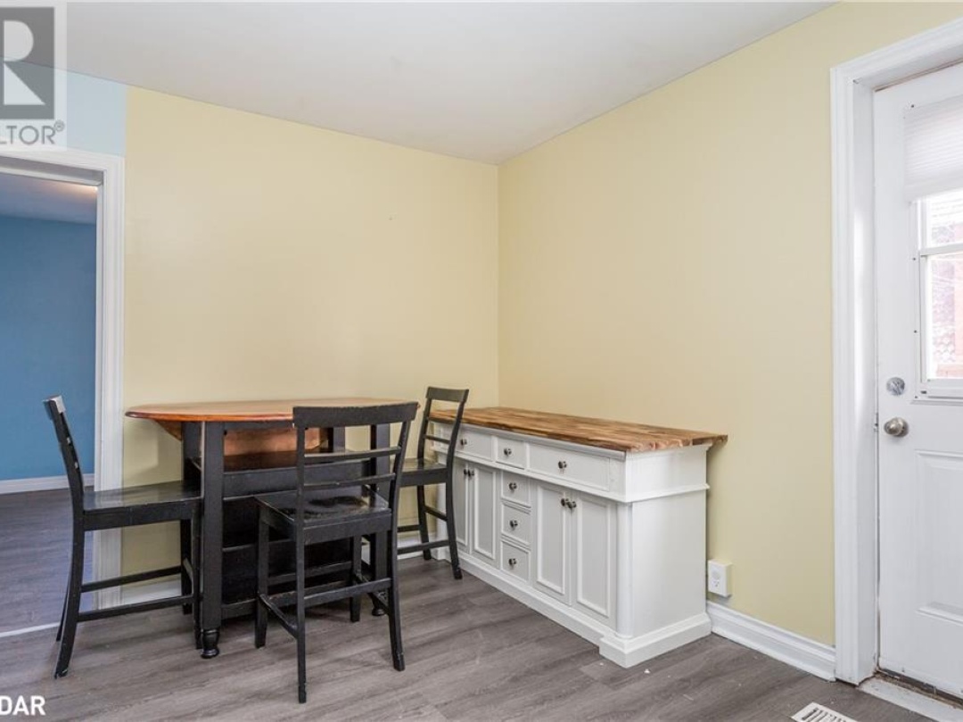23 Elgin Street, Orillia