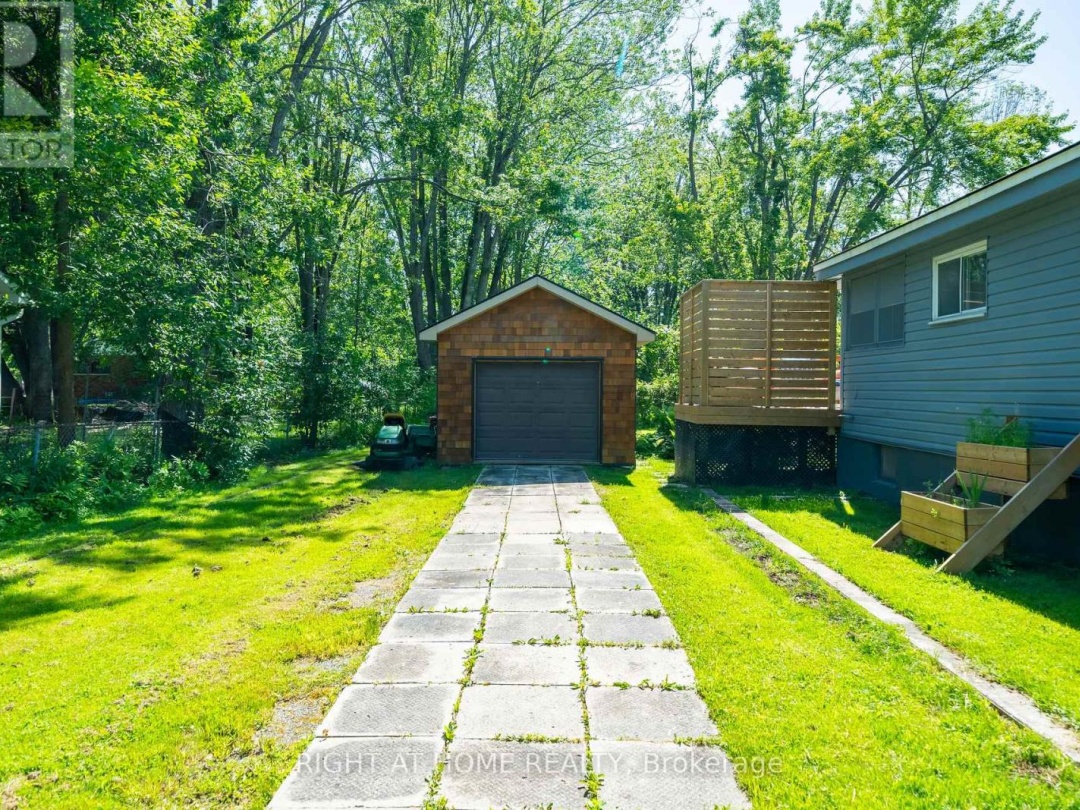 3430 BAYOU ROAD, 