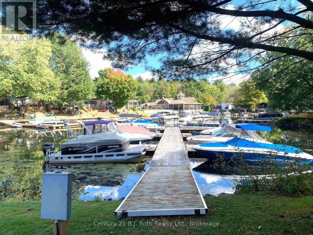 43 1082 Shamrock Marina Road, Severn Lake