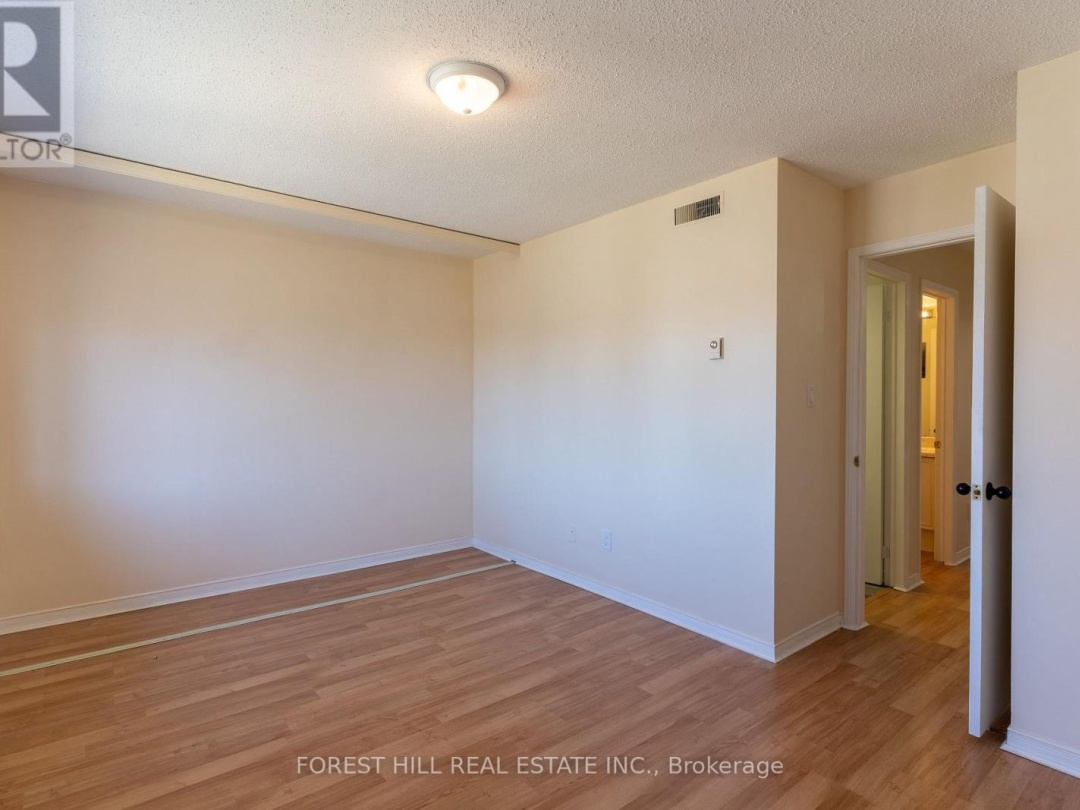 21 - 21 LAGUNA PARKWAY, Lake Simcoe