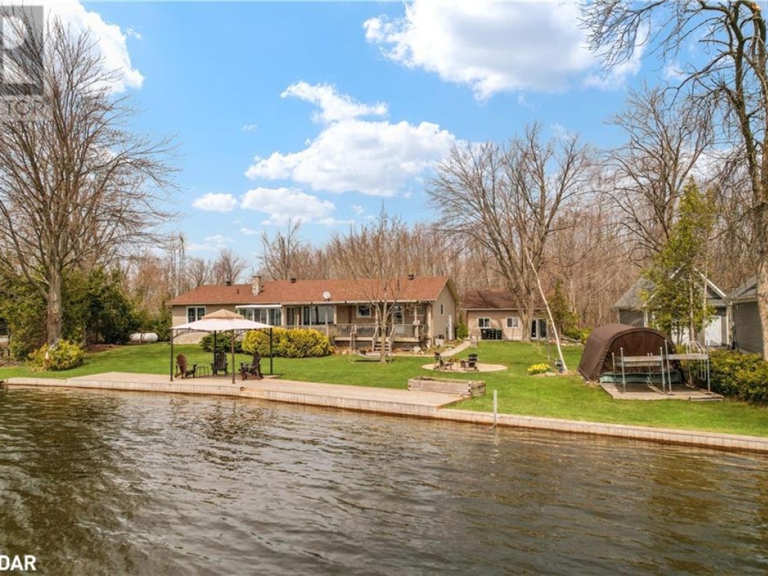 4051 River Road, Ramara