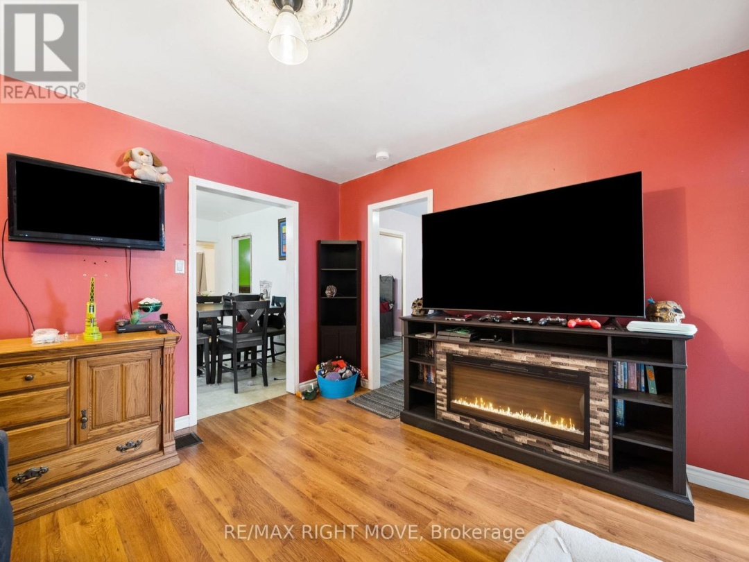 122 ELGIN STREET, 