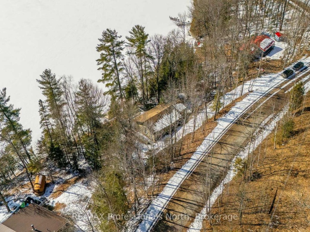 1196 Portage Road, South Portage Lake