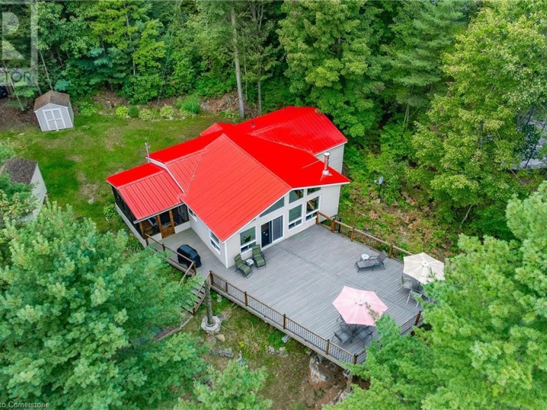 1076 Thanksgiving Rock Way, Kahshe Lake