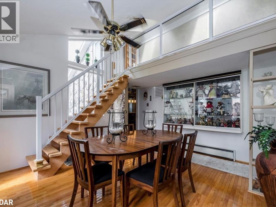 42 OLD INDIAN Trail, 