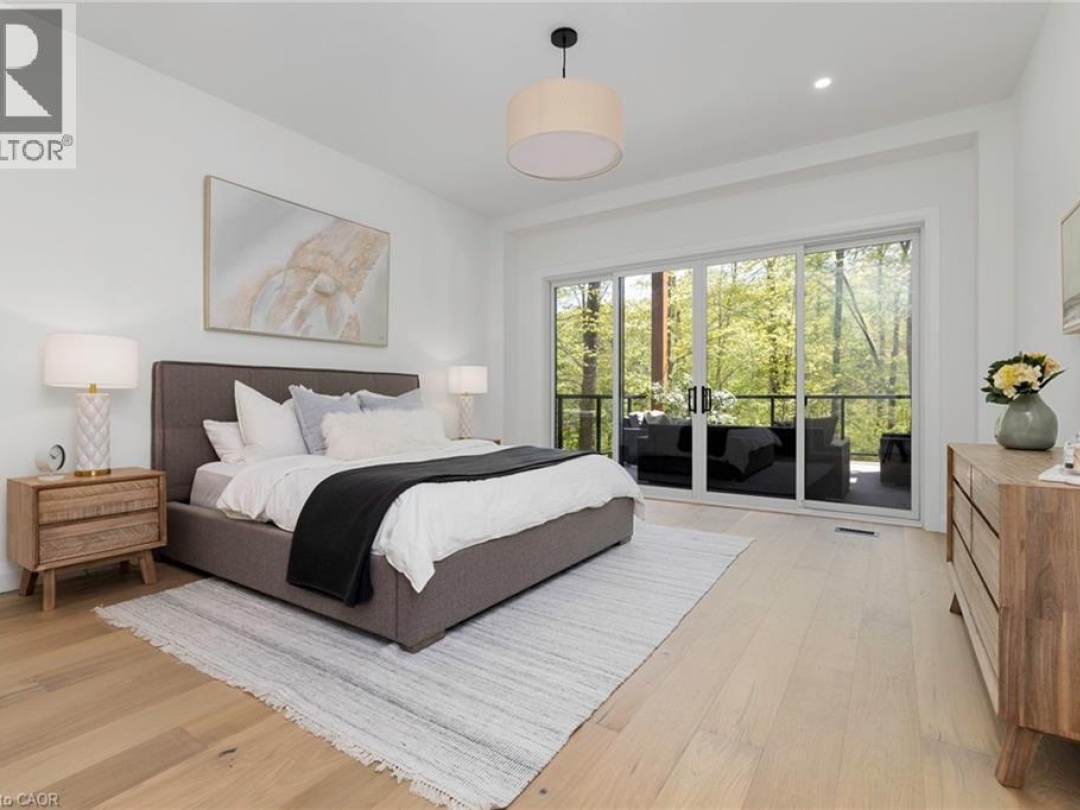 14 ST GEORGES Court, 