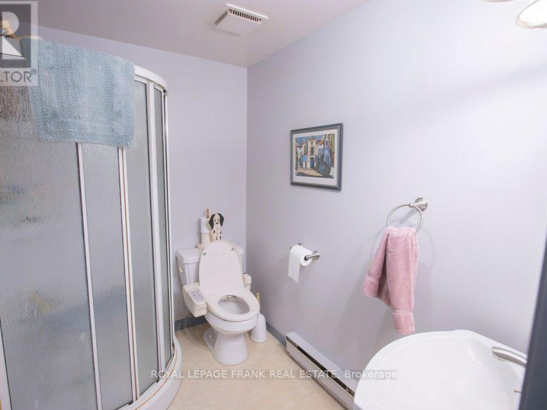 357 THE CAPTAINS CORNERS, 
