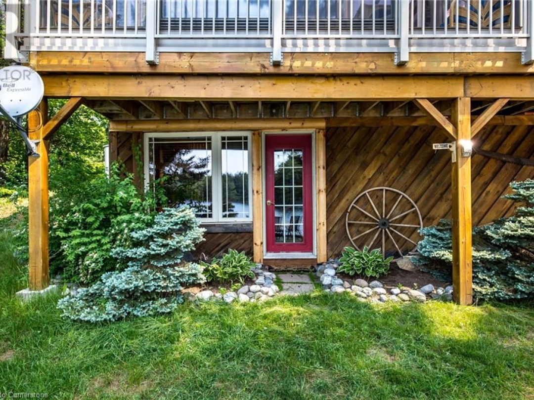 235 Loch Erne Road, Vowel Lake
