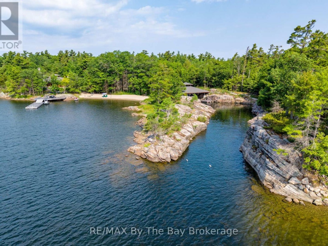 1216 ISLAND 2060/BIG SHIP ISLAND, 
