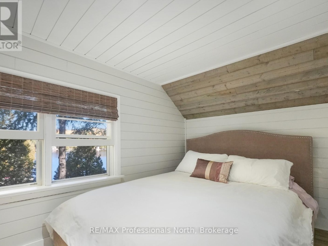 1005 OSGOODE ROAD, 