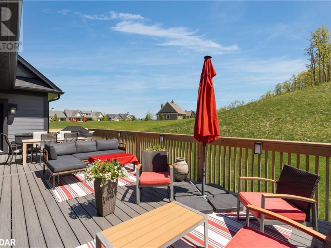 43 Thoroughbred Drive, Oro-Medonte