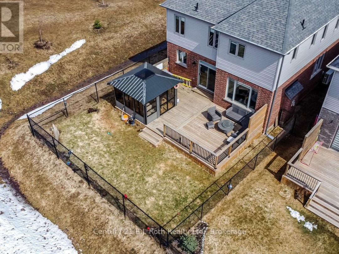 3040 Orion Boulevard, Orillia