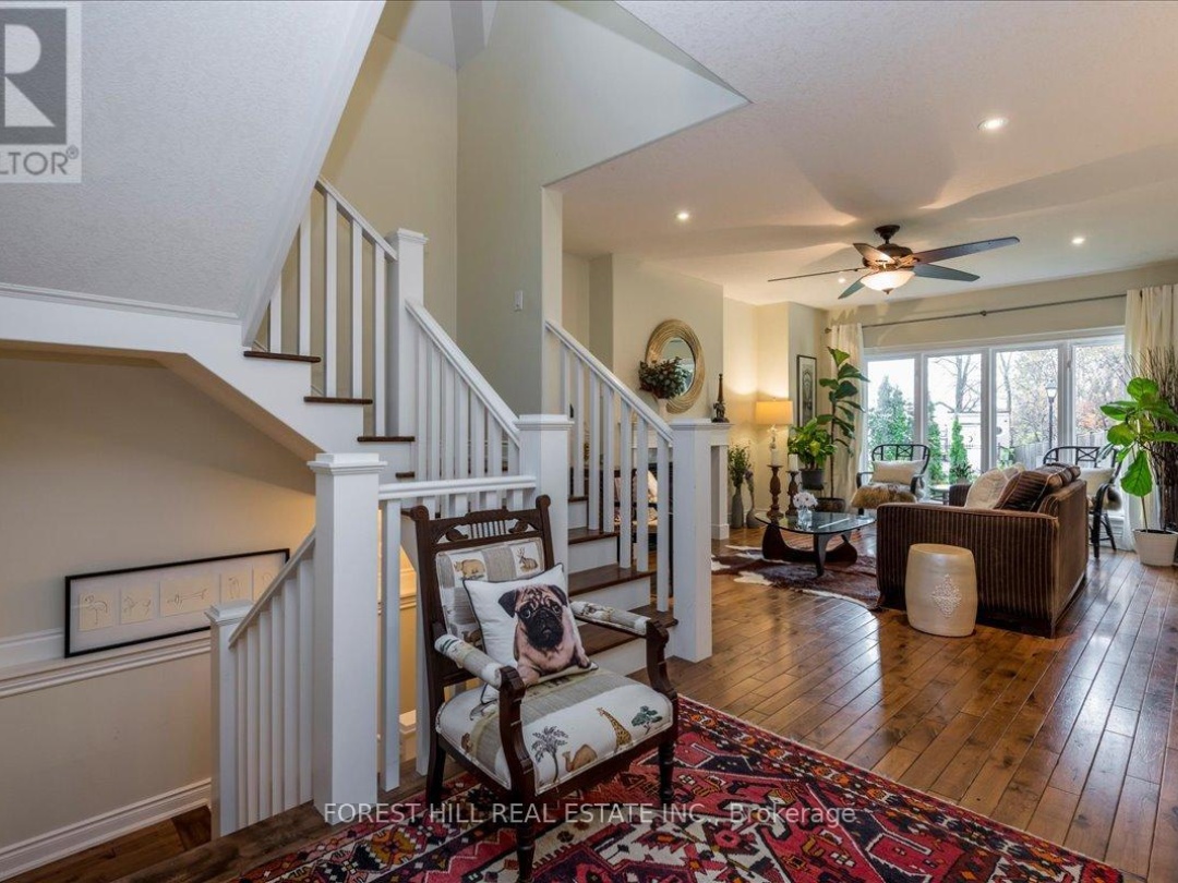 10 - 10 INVERMARA COURT, 