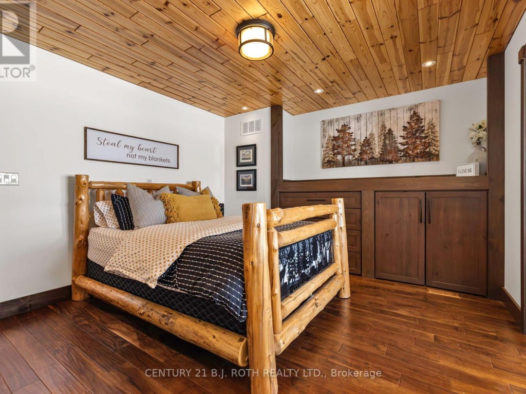 64 MCCORDS ROAD, Manitouwabing River
