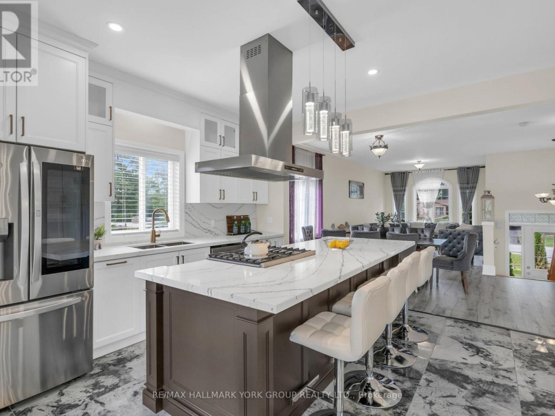 36 BALL AVENUE E, 
