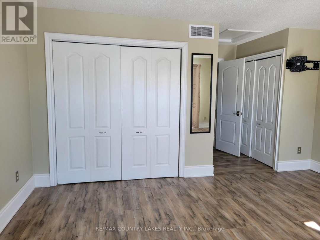 35 - 21 LAGUNA PARKWAY, Lake Simcoe