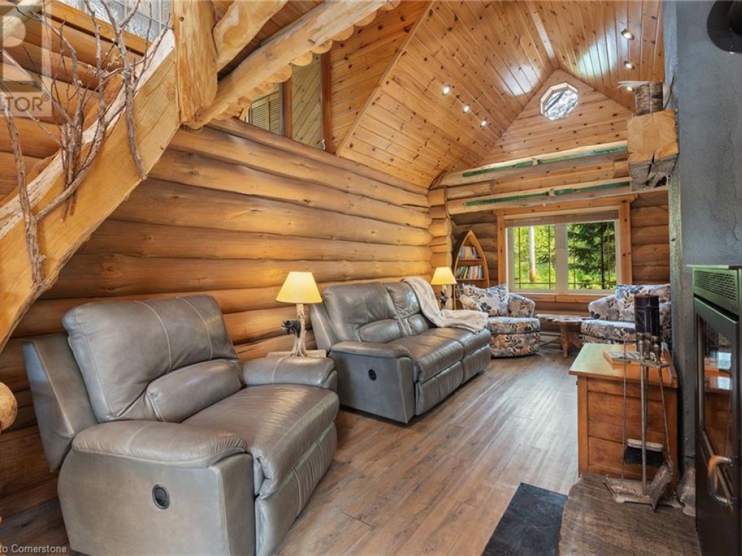 235 Loch Erne Road, Vowel Lake