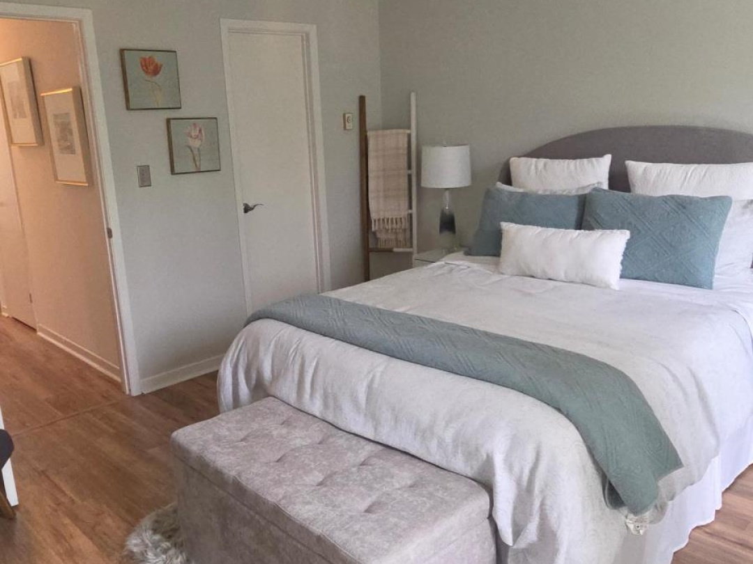 24 - 4 PARADISE BOULEVARD, 