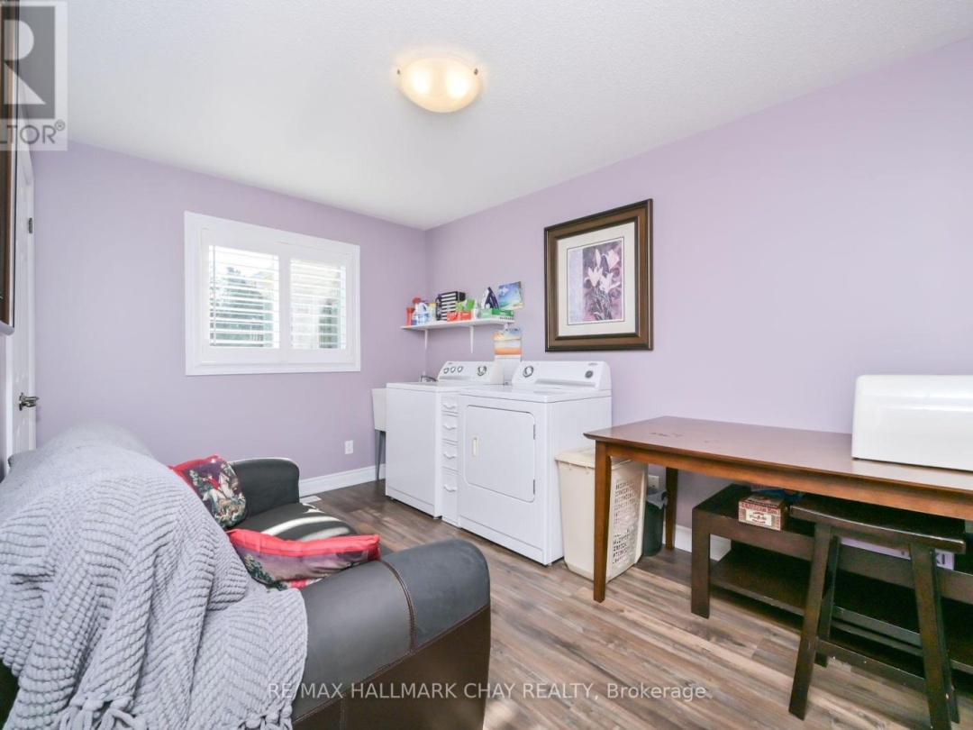 23 SINCLAIR CRESCENT, 