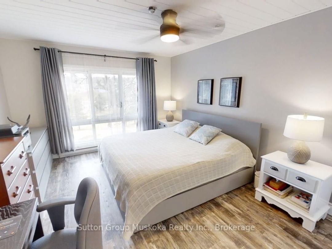 28 101 Tennisview Complex Deerhurst Drive, Peninsula Lake