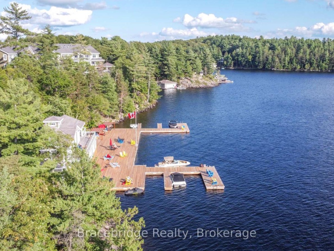 L205-B1 - 1869 MUSKOKA RD 118 HIGHWAY W, Lake Muskoka