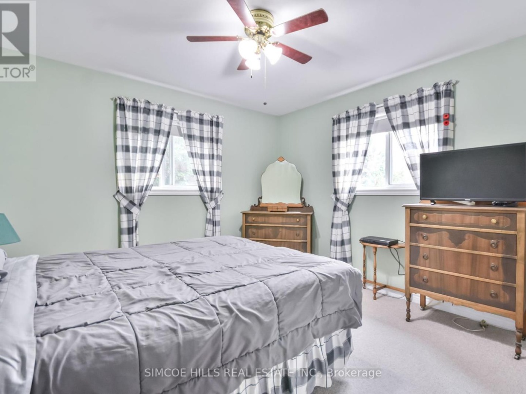 2693 WAINMAN LINE, 