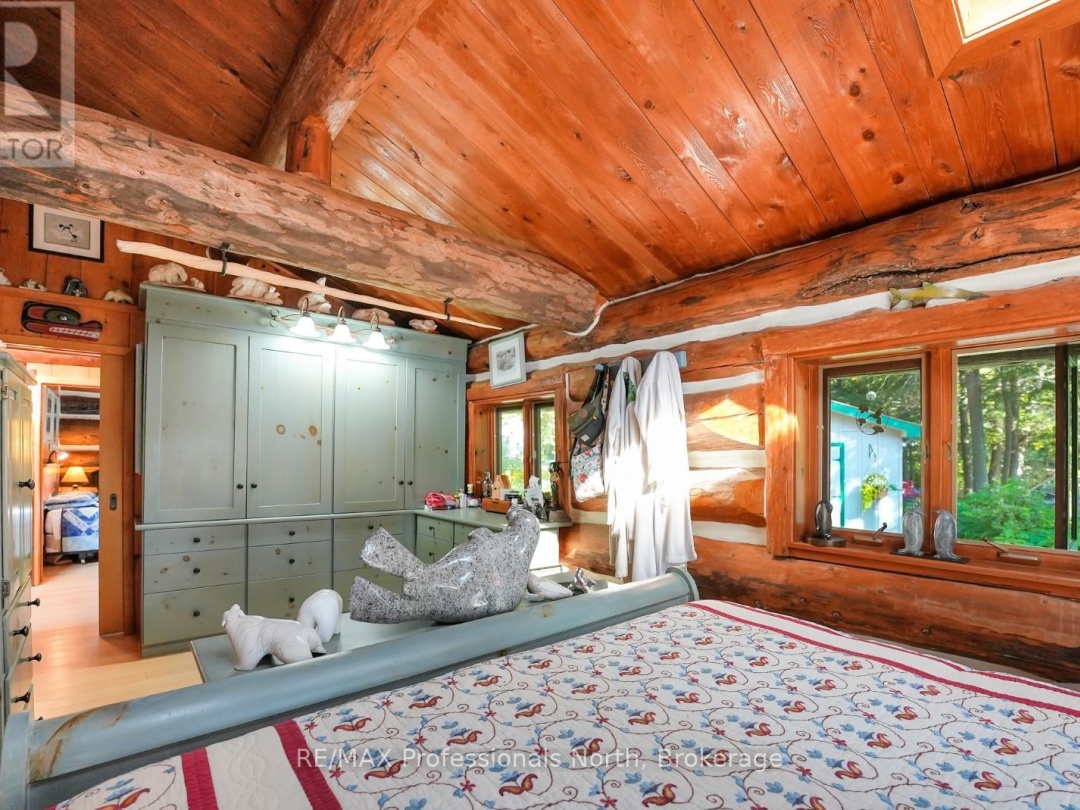 2718 WILKINSON ROAD, 