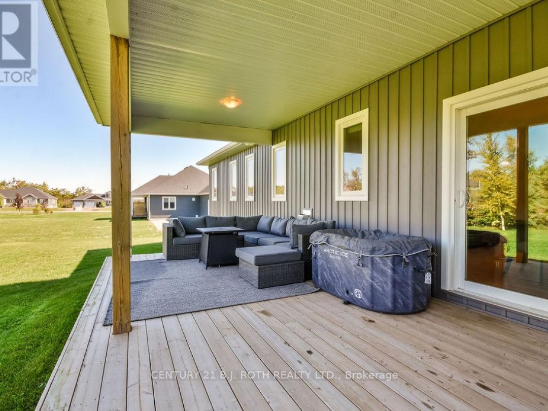 51 CHESLOCK CRESCENT, 