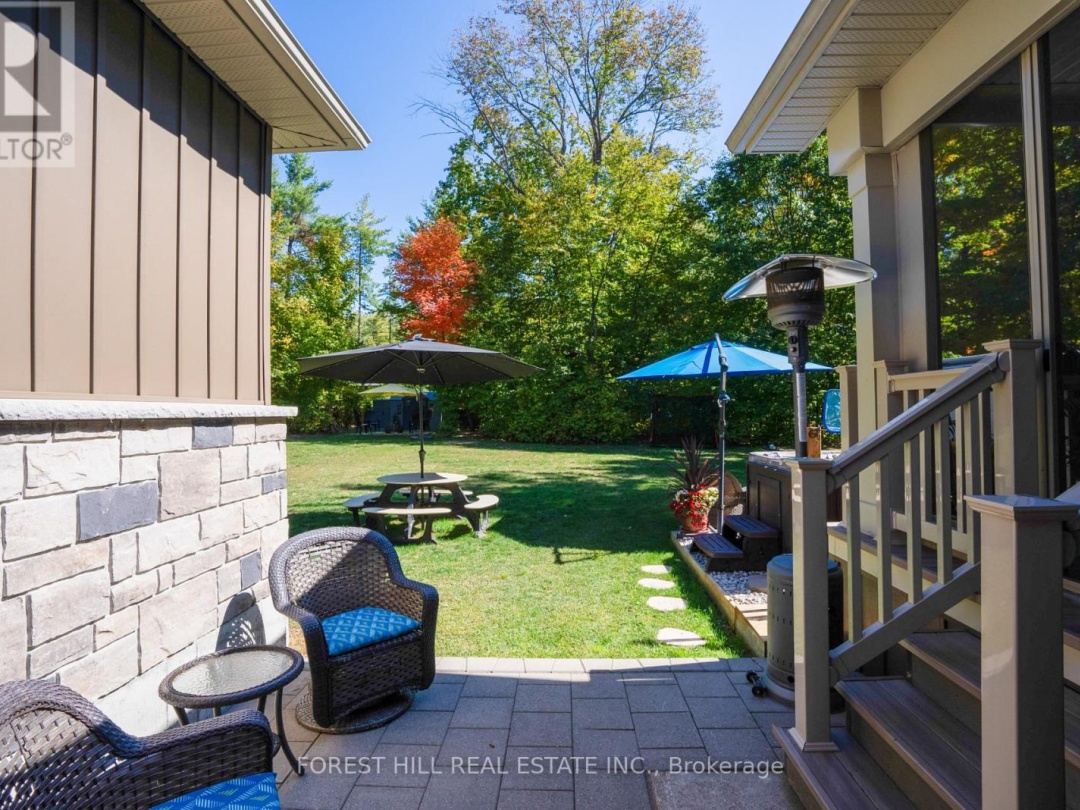 1025 TOWER CRESCENT, 