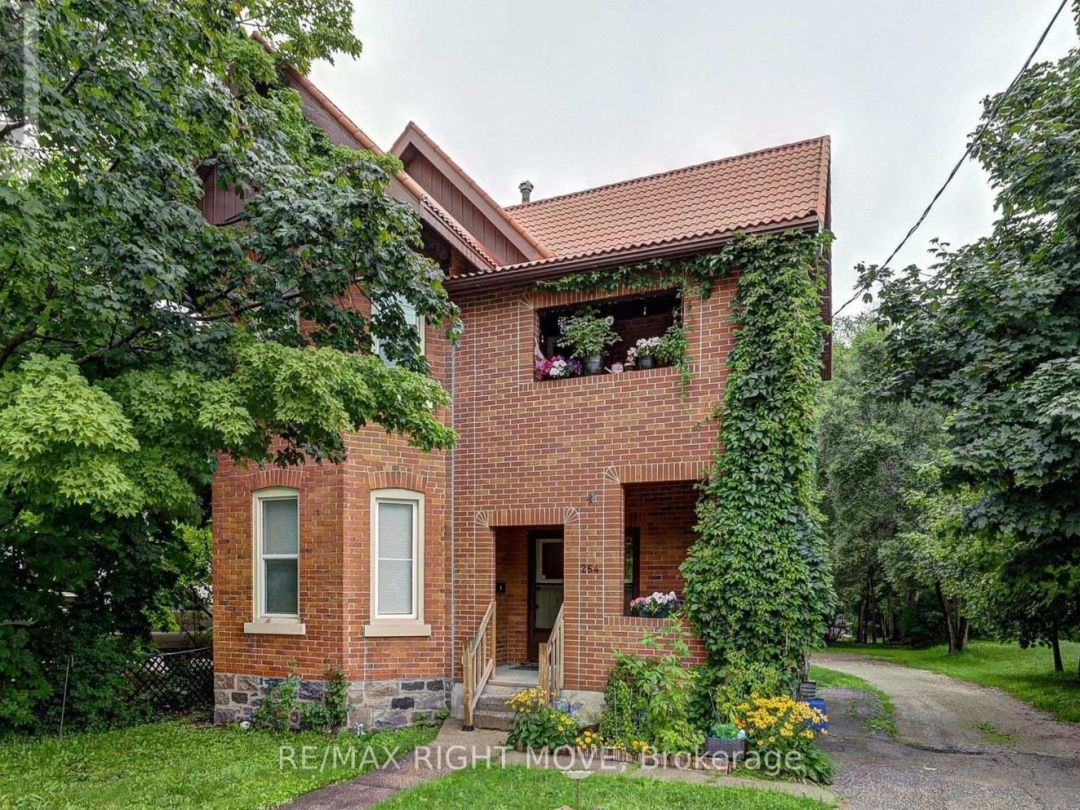 264 Mississaga Street W, Orillia