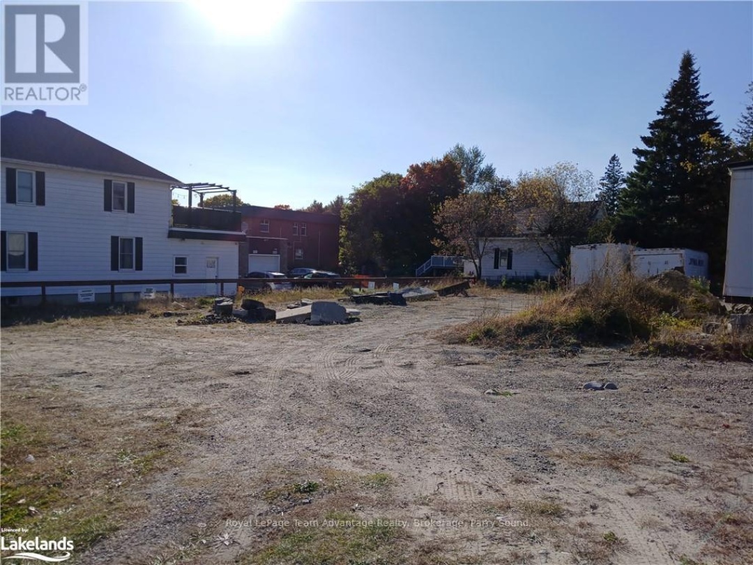 82 Church Street, Parry Sound
