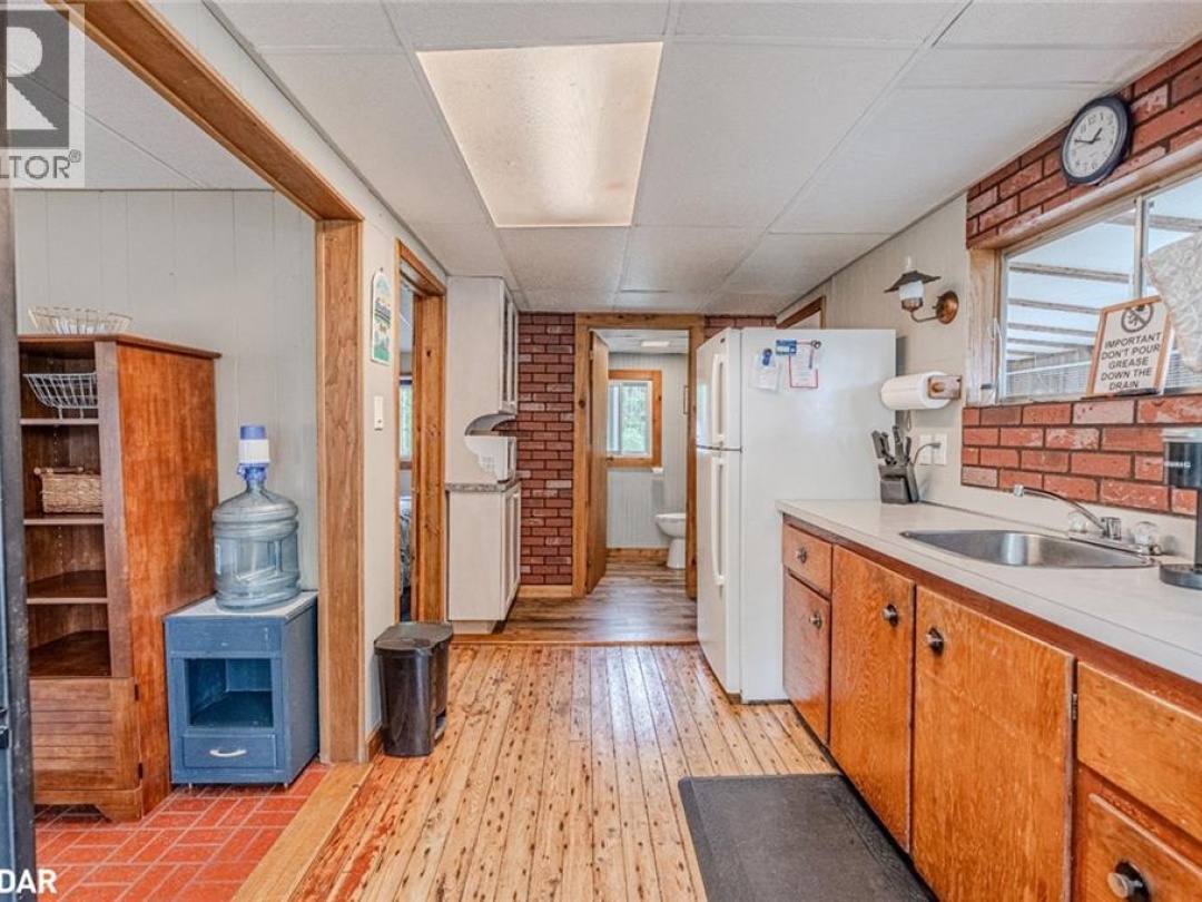 1008 COVE Road, 
