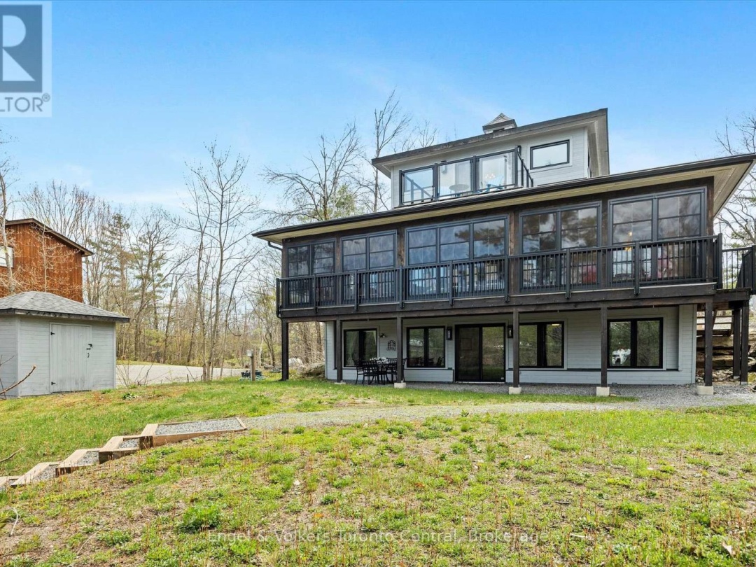 57 Pinetree Road, Loon Lake