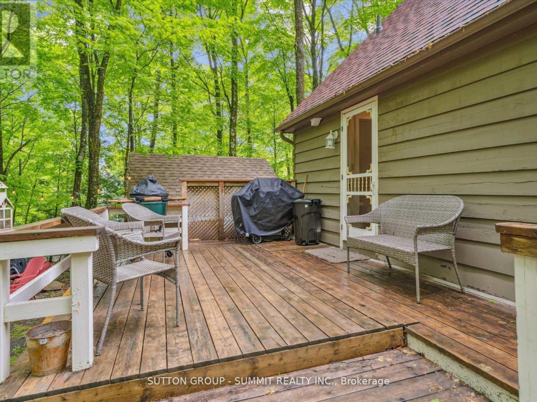 17 SUGARBUSH LANE, 