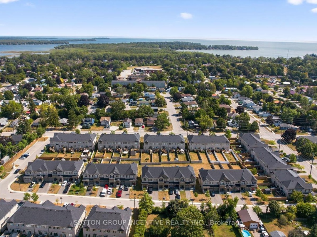 17 CHURCHLEA MEWS, 