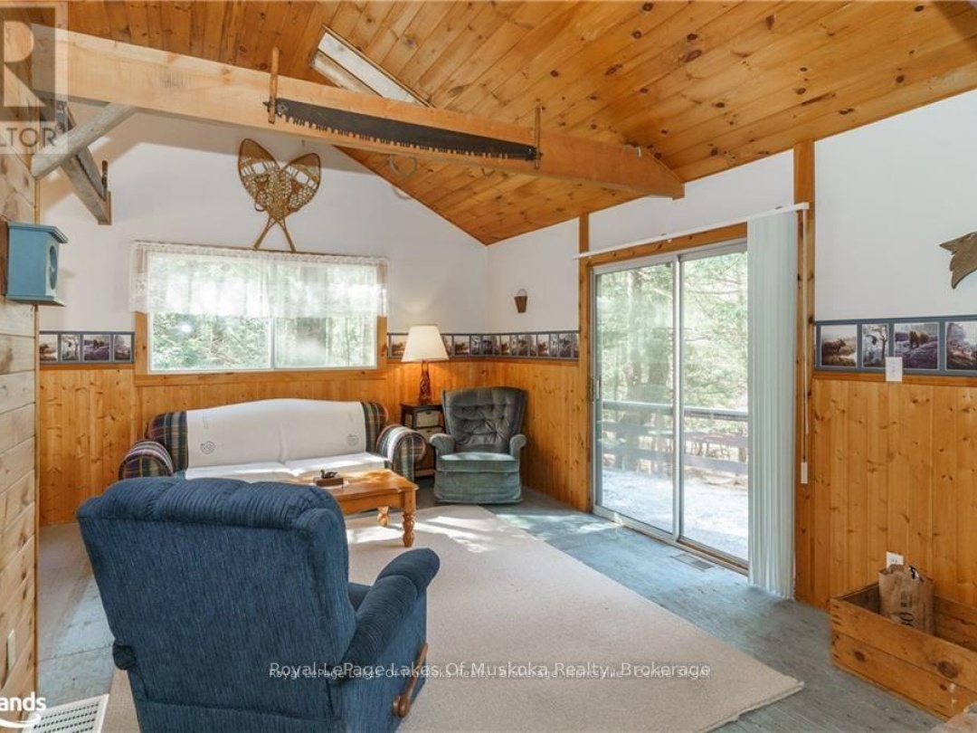 32 MAPLE LEAF DRIVE, Lake Vernon