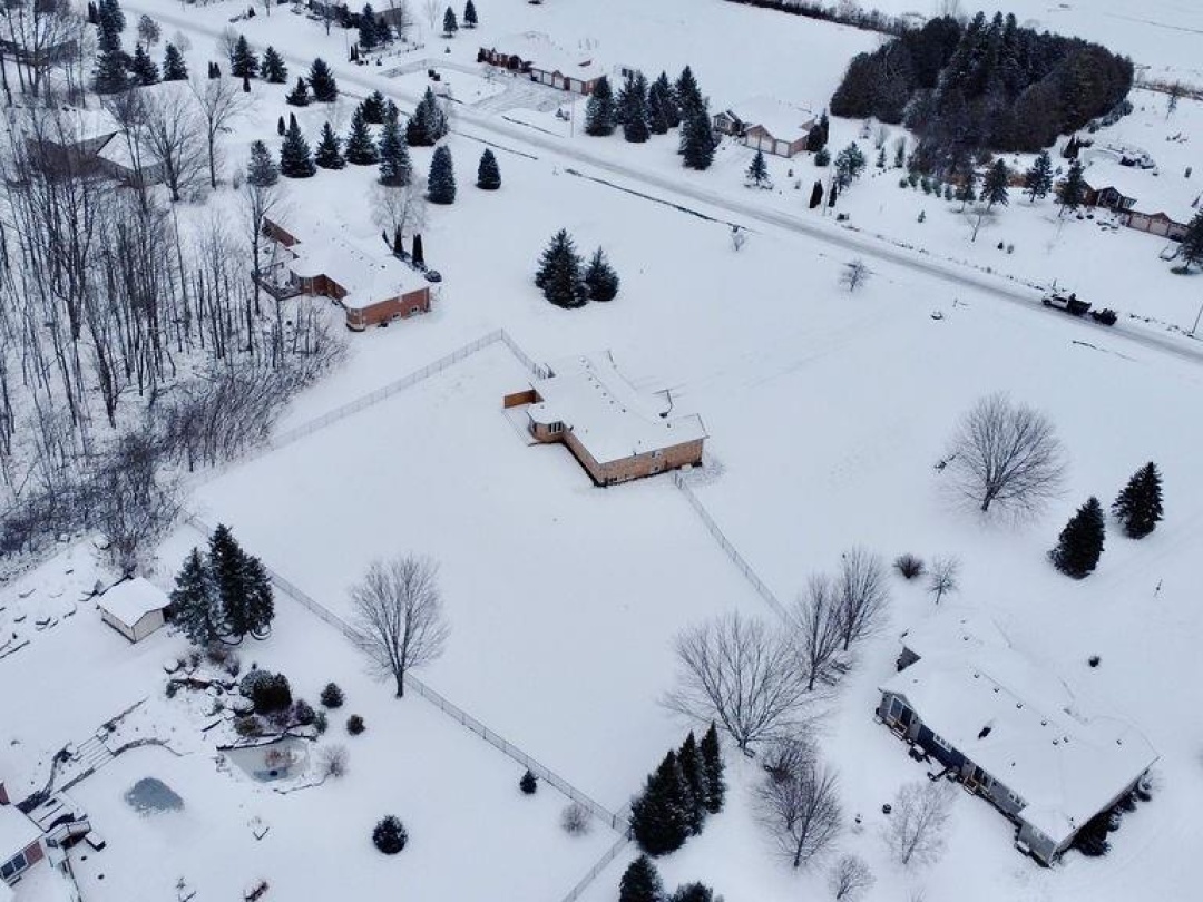 1348 Hawk Ridge Crescent, Severn