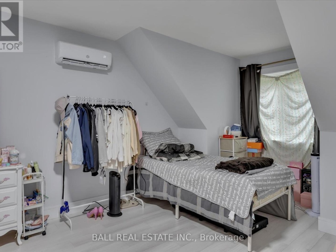 32 CHERRYHILL STREET, 