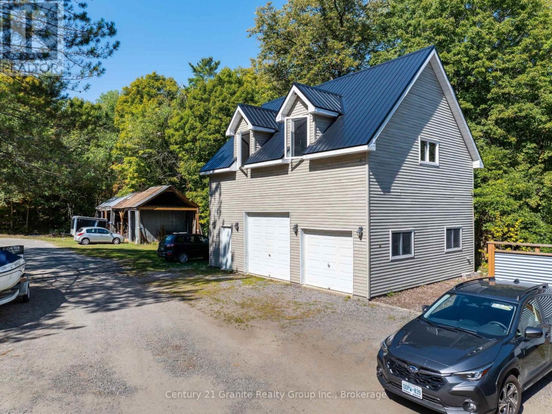 2029 LITTLE HAWK LAKE ROAD, Little Hawk Lake