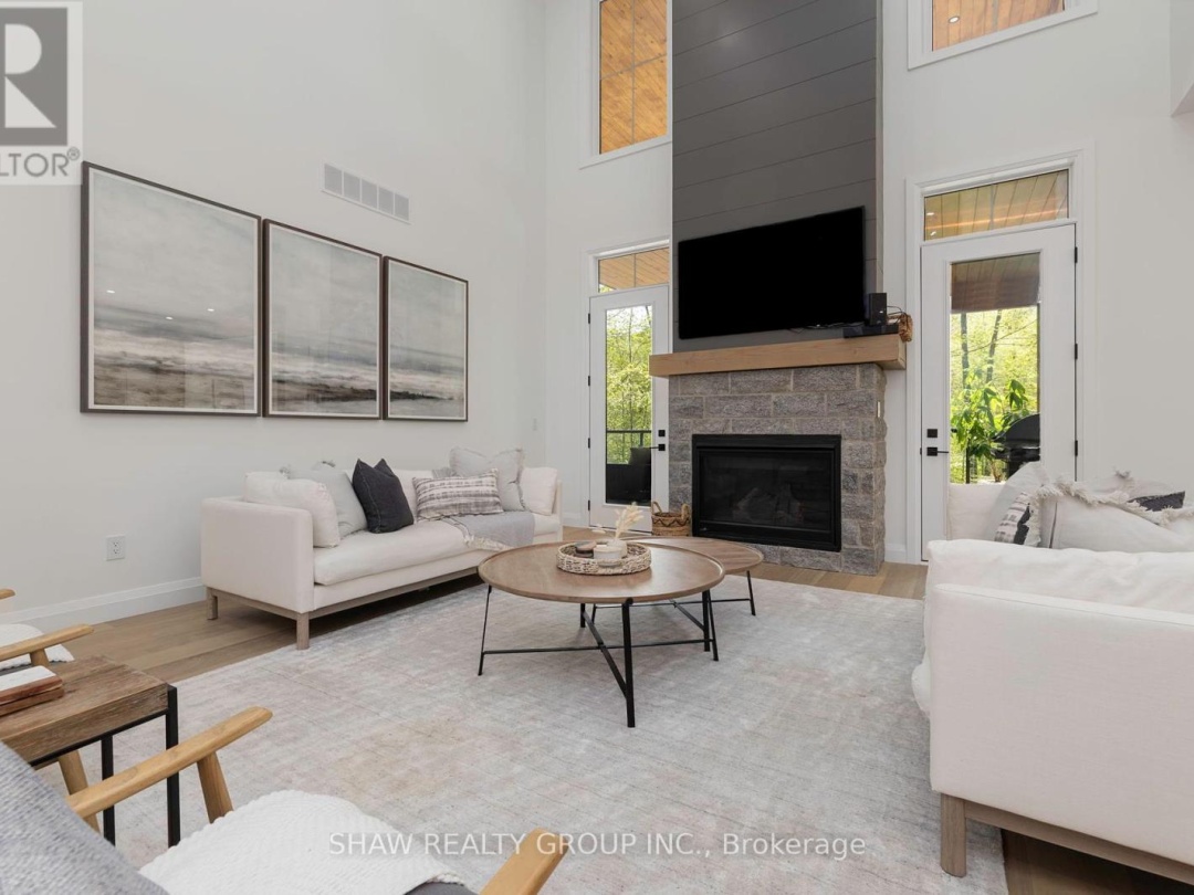 14 ST GEORGES COURT, 