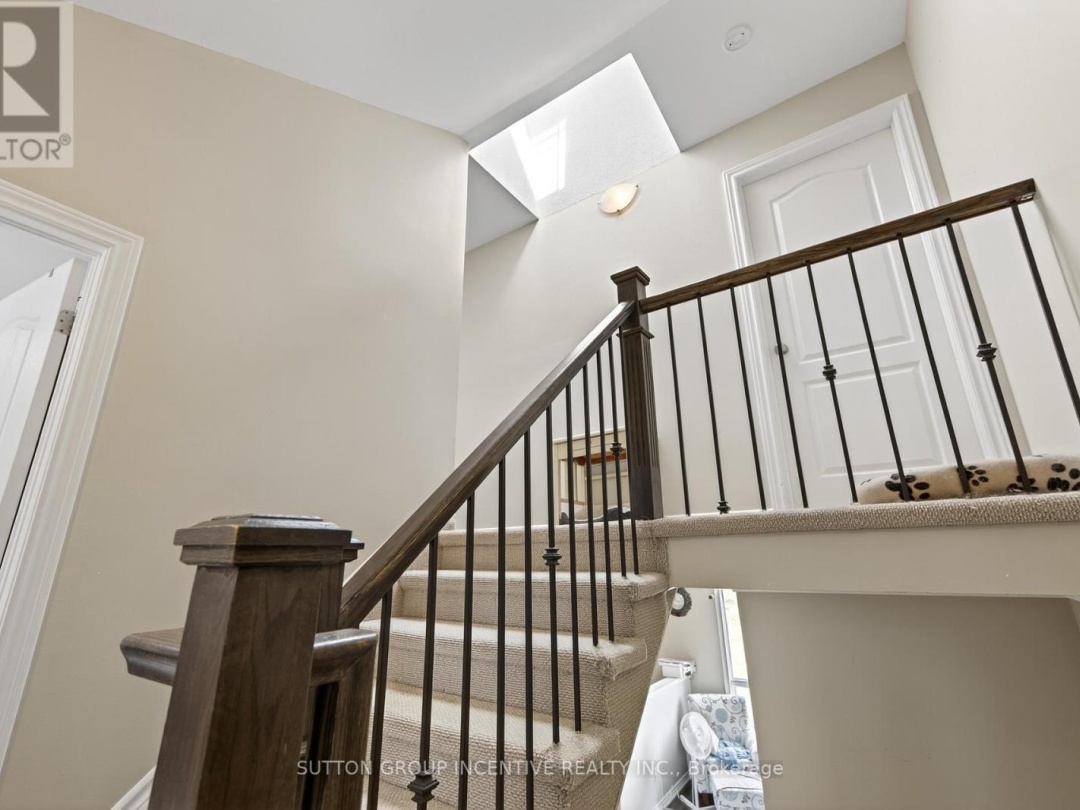 36 - 12 LANKIN BOULEVARD, 