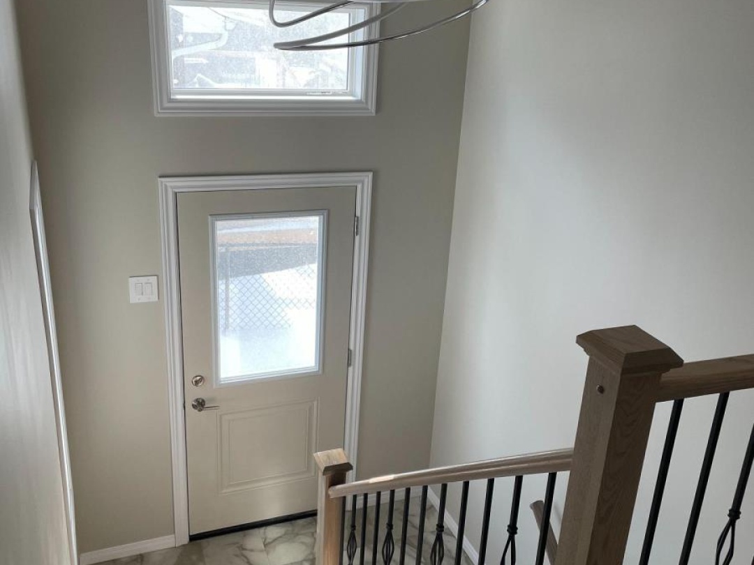 3382 Azcona Avenue, Severn