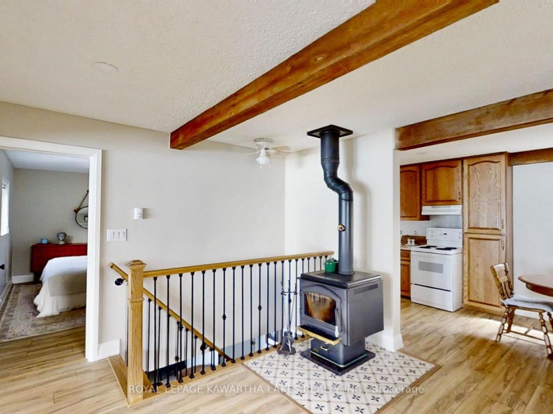 92 ALSOPS BEACH ROAD, Lake Simcoe