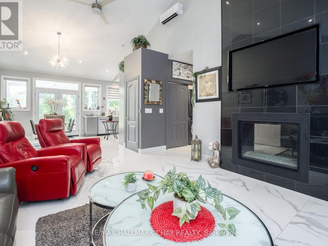 7249 DAVY DRIVE, 