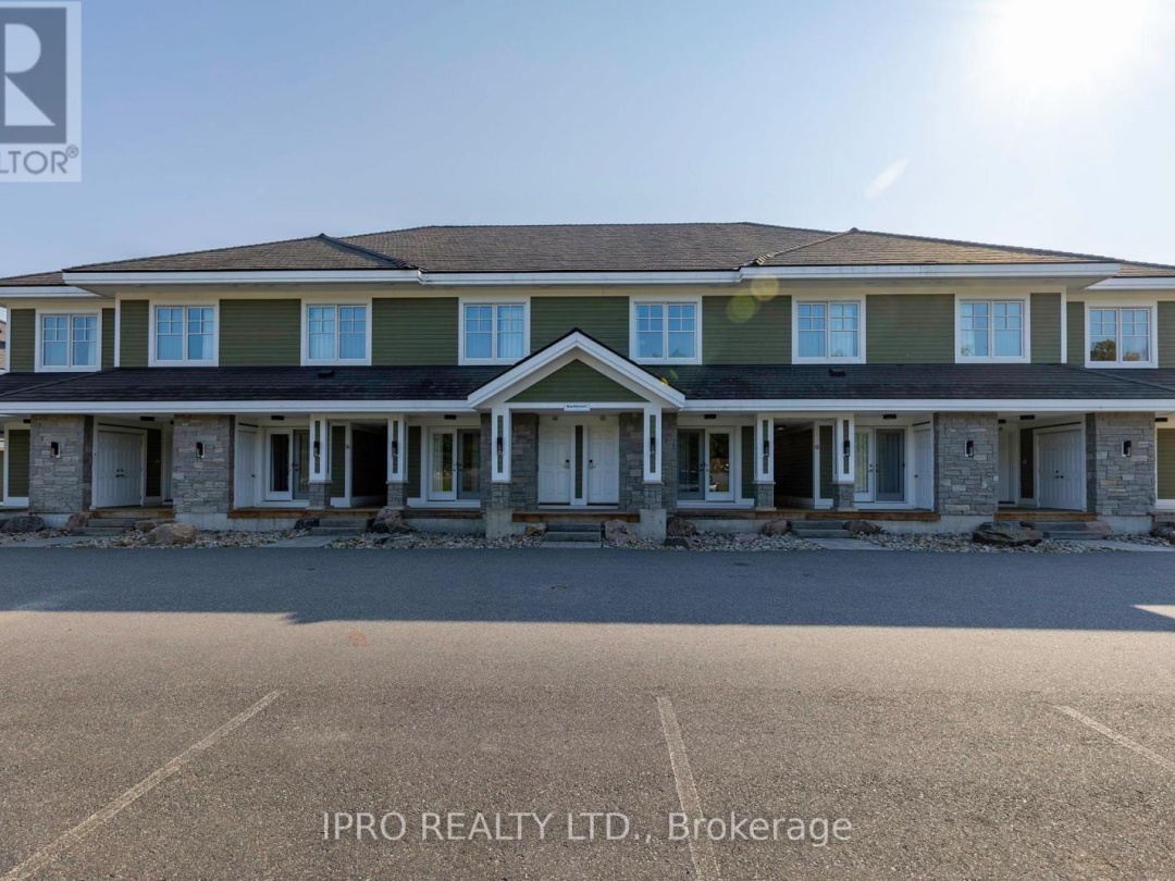16 1869 Muskoka Rd 118 West Road, Lake Muskoka
